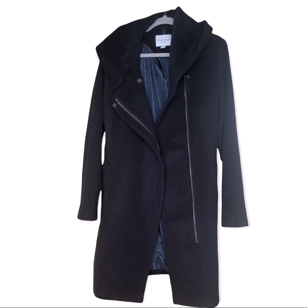 Cole Haan Navy 60% Wool Coat with Zipper and Belt
